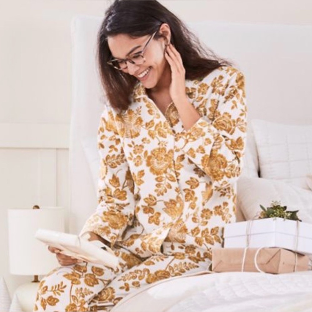 Garnet Hill Large Pajama Shirt Button Up Floral 100% Organic Cotton Wash Wear